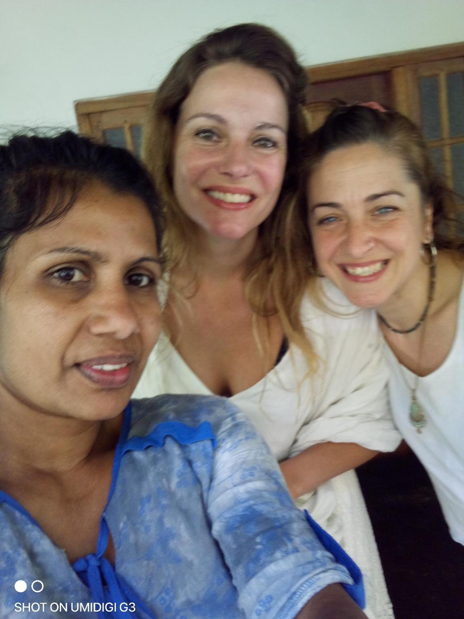 Milan Home Stay Ella Rum bild