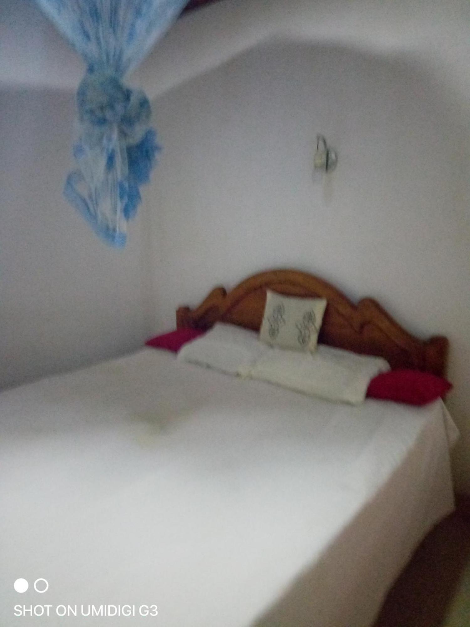 Milan Home Stay Ella Rum bild
